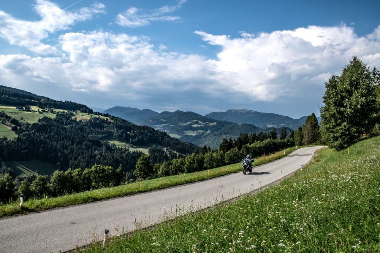 Ferienwohnungen Panorama Harrys Bike Tours Villach Exterior foto